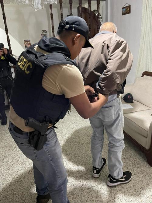 El hombre deberá enfrentar a la justicia. (Foto: PNC)