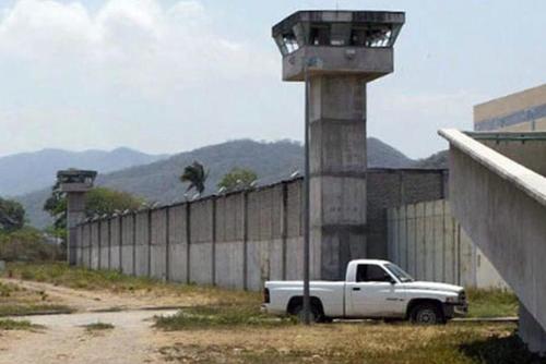 Los 23 reos se fugaron de la cárcel ubicada en Puerto Vallarta, Jalisco, México. (Foto: Redes sociales)