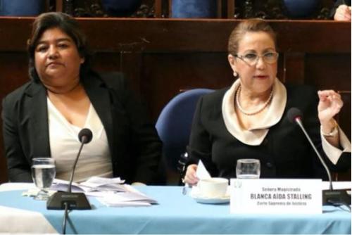 La abogada Delmy Castañeda, además de defender a la exmagistrada de la CSJ, Blanca Stalling, también asesoró al juez Mynor Moto. (Foto: Archivo/Soy502)