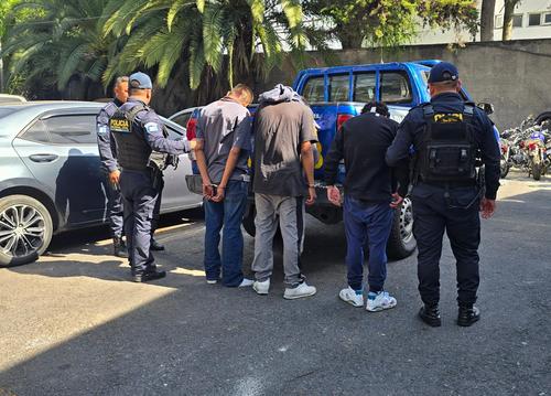 Los detenidos fueron puestos a disposición de las autoridades correspondientes. (Foto: PNC)
