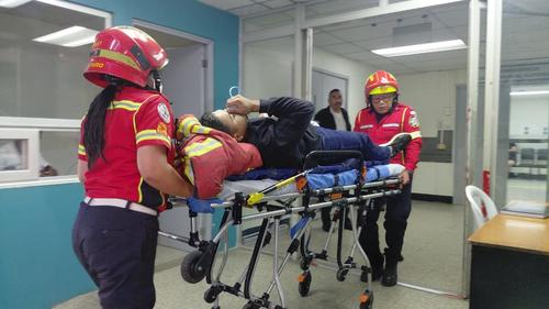 El motorista herido fue identificado como: José Javier Mayra Castellanos, de 24 años. (Foto: CBM)