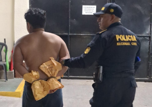 El hombre fue puesto a disposición del juez correspondiente. (Foto: PNC)