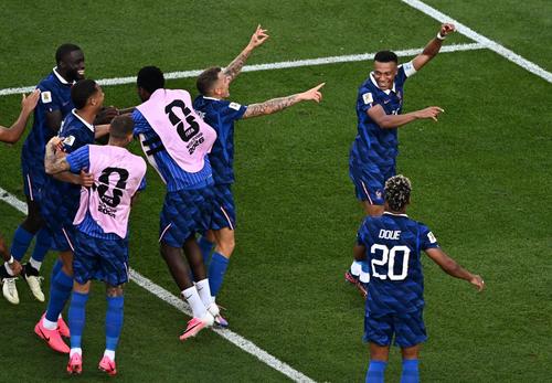 Los hombres de Didier Deschamps acumulan 2,872 pases con una precisión del 90%. (Foto: AFP)
