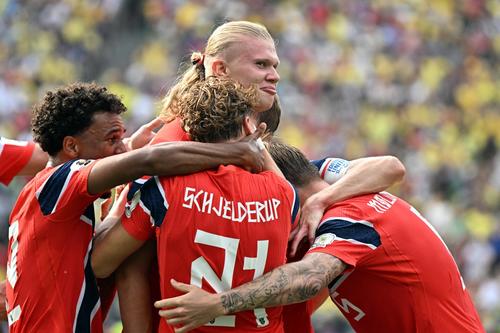 De los 9 remates que sumó Noruega frente a Brasil, 6 fueron dentro del área penal. (Foto: AFP)