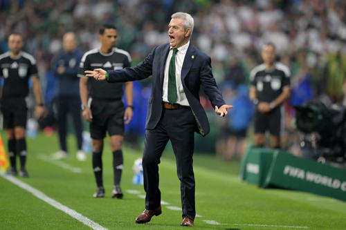 El "Vasco" Aguirre aseguró que no puede reprocharle nada a sus jugadores. (Foto: AFP)