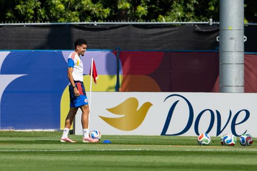 Colombia ha sumado 79 remates, 28 entre los tres palos y 33 fuera. (Foto: AFP)