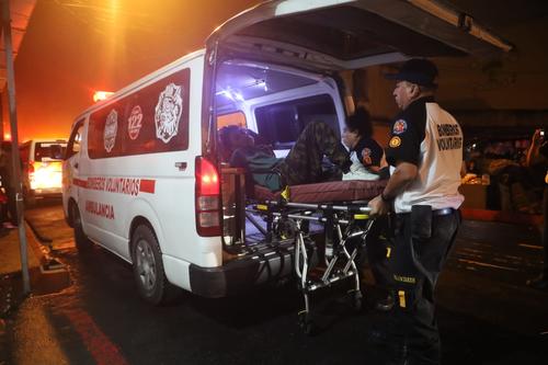 Uno de los heridos fue trasladado al Hospital General San Juan de Dios. (Foto: CVB)
