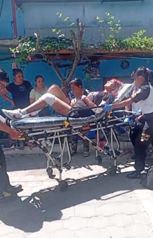 Rubí Esmeralda Ajanel fue trasladada con heridas de bala al Hospital Nacional de Amatitlán. (Foto: CVB)