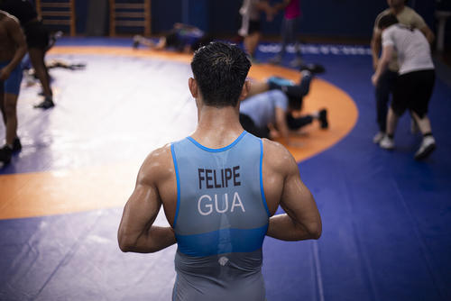 Este luchador guatemalteco supera obstáculos en su carrera deportiva. (Foto: Cortesía CDAG)