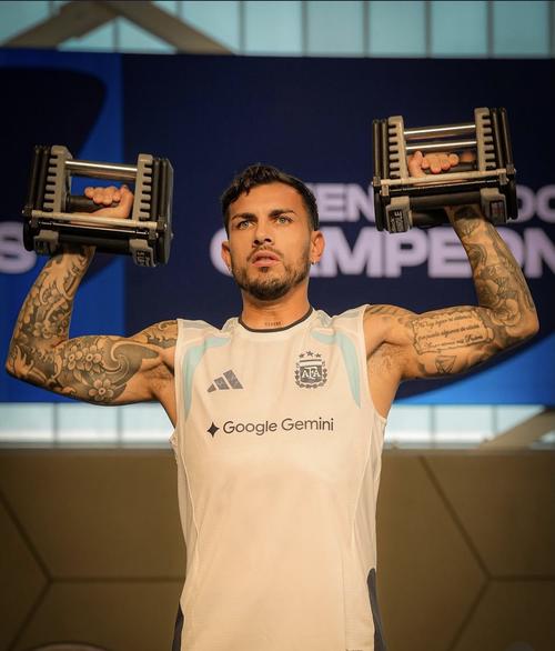 Es internacional con la selección de Argentina desde el 13 de junio de 2017. (Instagram/Leandro Paredes)