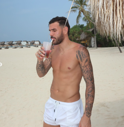 Hernández no deja de sorprender en redes sociales. (Foto: Instagram/Theo Hernández)