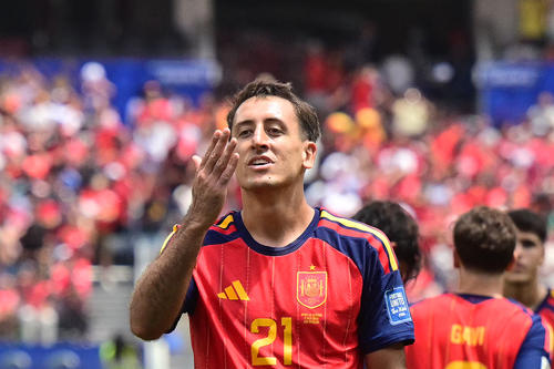 De los 19 remates de Mikel Oyarzabal en la fase de grupos, dieciseisavos y octavos de final, 14 han sido dentro del área, 5 desde afuera. Hasta el momento registra 5 remates de cabeza. (Foto: AFP)