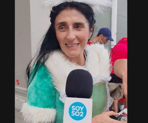 Bárbara Torres, Excelsa, envía un saludo a los guatemaltecos en pleno Mundial 1