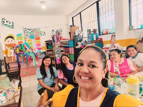 Brenda Donis, Premio Líder Docentes 2.0, iberoamérica, guatemalteca, Soy502 5