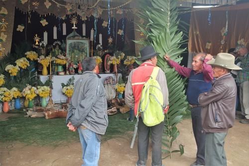 Tradición ancestral: la bendición de máscaras de venado en Patzún. (Foto: Carlos Sotz/Colaborador)