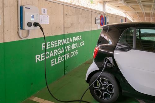 Vehículos eléctricos en Guatemala, Ley de Incentivos para Movilidad Eléctrica, Motos eléctricas Guatemala precios, SAT registro de vehículos eléctricos, Venta de camionetas eléctricas Guatemala, Guatemala, Soy502, 4