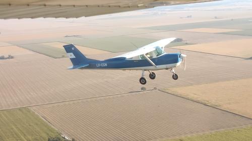 Fotografía de las redes sociales de la academia donde laboraba el piloto fallecido. (Foto: Escuela de Vuelo Flying Parrot Córdoba)