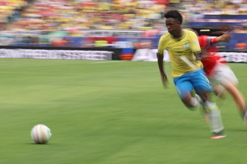 Vini Jr, durante su paso por United 2026, sumó 15 centros con una precisión del 40%. (Foto: AFP)