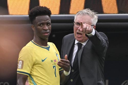 Brasil registró 2 porterías en cero y recibió 4 goles. (Foto: AFP)