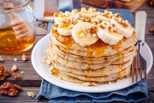 Panqueques de avena y banano. (Foto: Shutterstock)