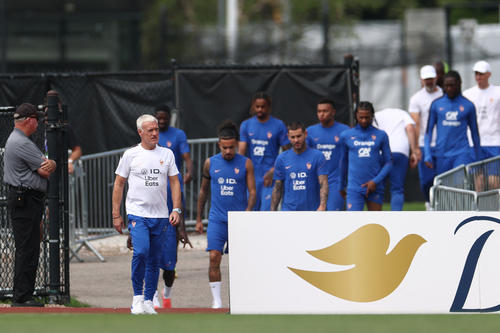 El cuadro galo sigue preparándose para el cruce contra la Roja. (Foto: AFP)