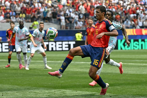 La jerarquía de Rodri ha dejado a Zubimendi sin debutar en la Copa del Mundo. (Foto: AFP)