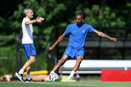 Francia registra 4 porterías a cero y ha recibido 2 goles. Además, la selección de Deschamps suma 66 acciones del portero dentro del área y 53 fuera de ella. (Foto: AFP)