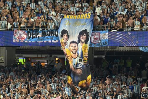 Argentina suma 2 porterías a cero y ha recibido 6 goles. Registra 76 acciones del portero dentro del área y 64 fuera de ella. (Foto: AFP)