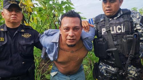 Dos de los capturados son de nacionalidad guatemalteca. (Foto: PNC El Salvador)