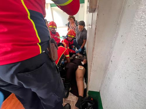 Los guardias de seguridad heridos fueron trasladados al IGSS 7-19. (Foto: CBM)