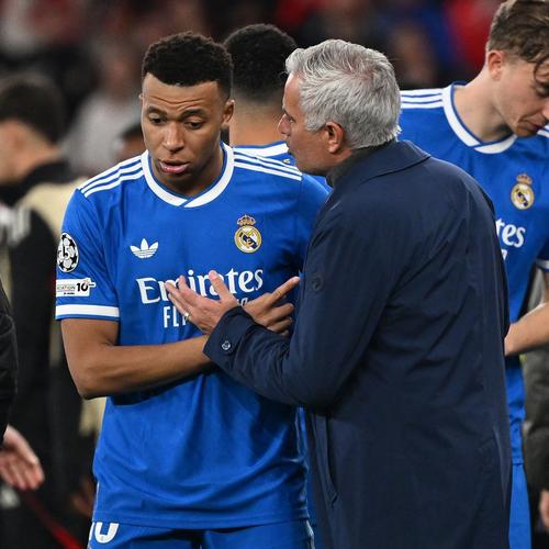 El técnico portugués tendrá la misión de sacar el máximo rendimiento del delantero galo. (Foto: redes sociales)