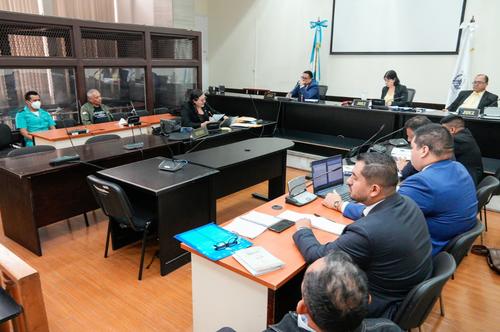 Manuel Benedicto Lucas García, arresto domiciliar, Genocidio Ixil, Tribunal de Mayor Riesgo B, conflicto armado interno, delitos contra los deberes de humanidad, justicia guatemalteca, procesos judiciales, 02