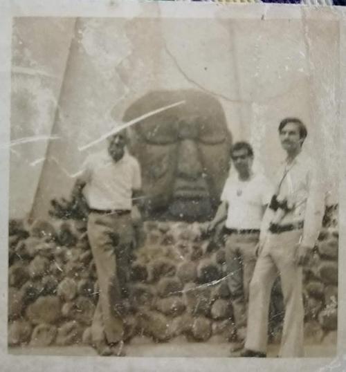 El Museo Regional de Arqueología de La Democracia fue nombrado Rubén Chévez Van Dorne por el profesor y promotor cultural (en medio de esta fotografía). (Foto: Cortesía/Robinson García)