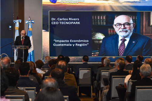 El encuentro reunió a empresarios interesados en el desarrollo logístico. (Foto: Estuardo Paredes/Colaboración)