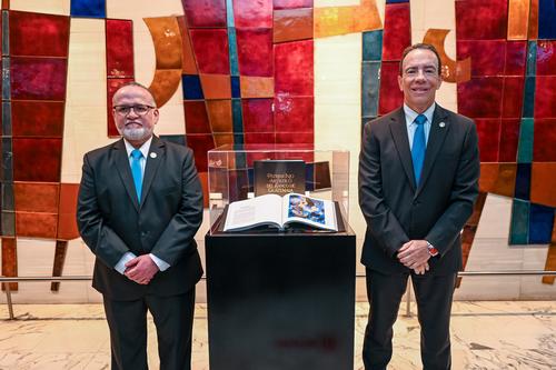 Junta Monetaria, Banco de Guatemala, exposición, patrimonio artístico, obras de arte, Guatemala, Soy502