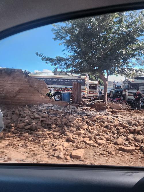 Un muro colapsó en la zona 3 de Quetzaltenango. (Foto: Cruz Roja Guatemalteca)