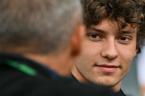 Kimi Antonelli participó como actor en la película italiana Veloce come il vento (Rápido como el viento) cuando tenía 10 años. (Foto: AFP)