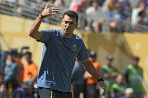 Argentina completó 257 pases de los 456 que registró en total. (Foto: AFP)