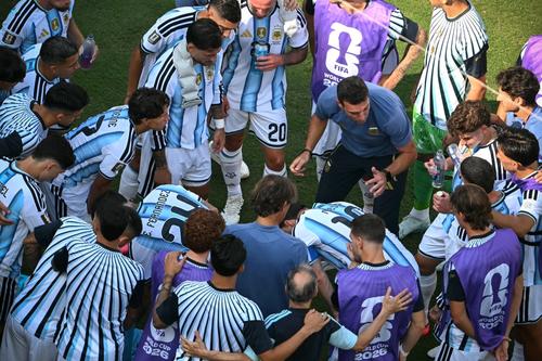 La Albiceleste cobró 4 tiros de esquina y 25 lanzamientos de falta. (Foto: AFP)