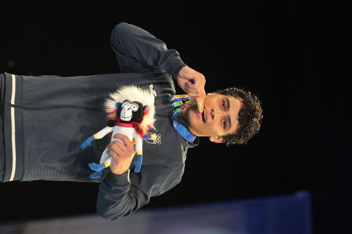El petenero, Léster Martínez, fue medallista de oro en Barranquilla 2018, antes de su paso al boxeo profesional. (Foto: COG)