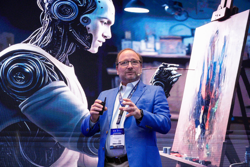 Francisco Moralejo Aycinena, Founder Grupo SEGA, habló sobre Tendencias de proyectos de AI en banca y el rol de los líderes. (Foto: Wilder López/Soy502)