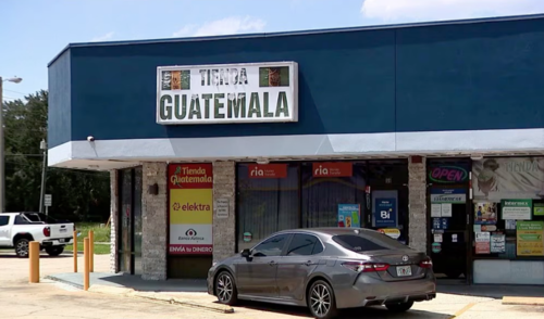 La familia guatemalteca es propietaria de un comercio en Florida. (Foto: Fox News)