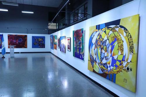Su producción abarca desde el expresionismo figurativo hasta la abstracción geométrica llena de colores saturados. (Foto: Escuela Nacional de Artes Plásticas)