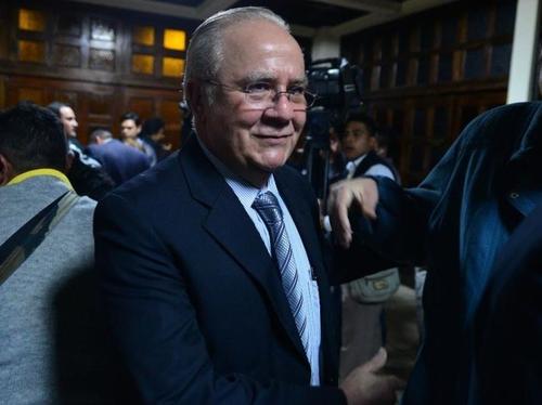El magistrado Roberto Molina Barreto, aseguró que las cifras de la CC relacionadas a la resoluciones emitidas no son malas, pero considera que el trabajo debe tener "un poco más de ritmo". (Foto: Archivo/Soy502)