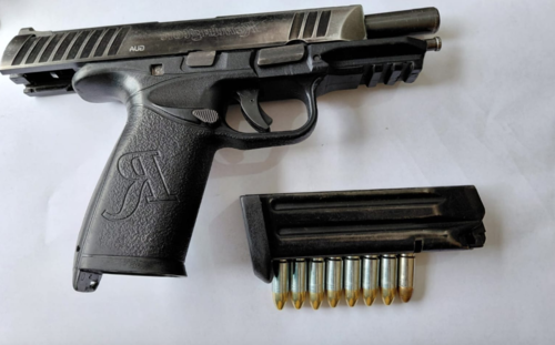 El arma fue incautada para fortalecer la investigación del caso. (Foto: PNC)