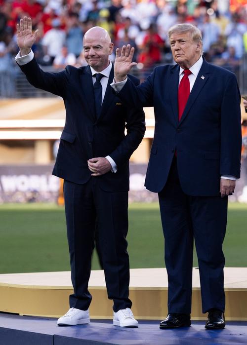 La guerra entre la FIFA y la UEFA podría afectar varios torneos mundiales. (Foto: AFP)