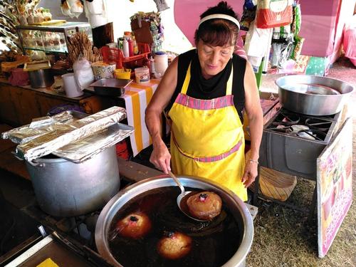 La comida típica estará presente durante la feria patronal de Santo Domingo Suchitepéquez para Santo Domingo de Guzmán. (Foto: Henry López/Colaborador)