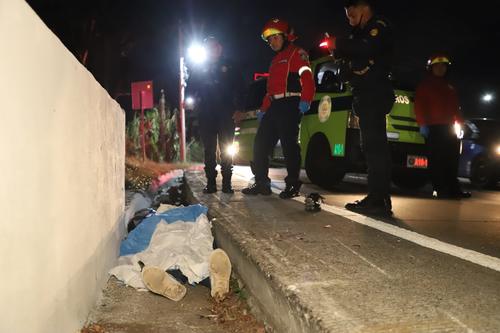La víctima es una mujer que se conducía en una motocicleta. (Foto: CBM)
