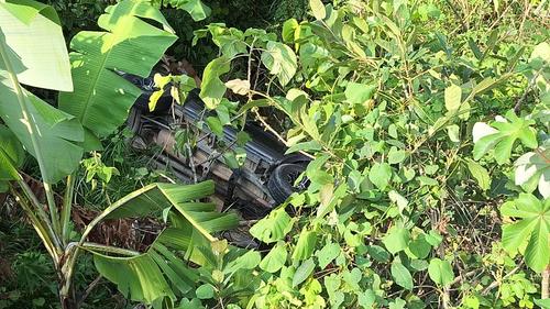 Los delincuentes terminaron accidentándose cuando pretendían huir de la policía. (Foto: PNC)
