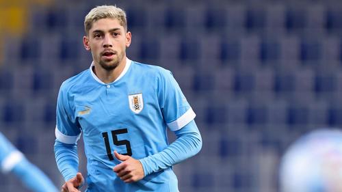 El debut oficial de Federico Valverde en la Copa del Mundo se produjo el 24 de noviembre de 2022 frente a Corea del Sur.